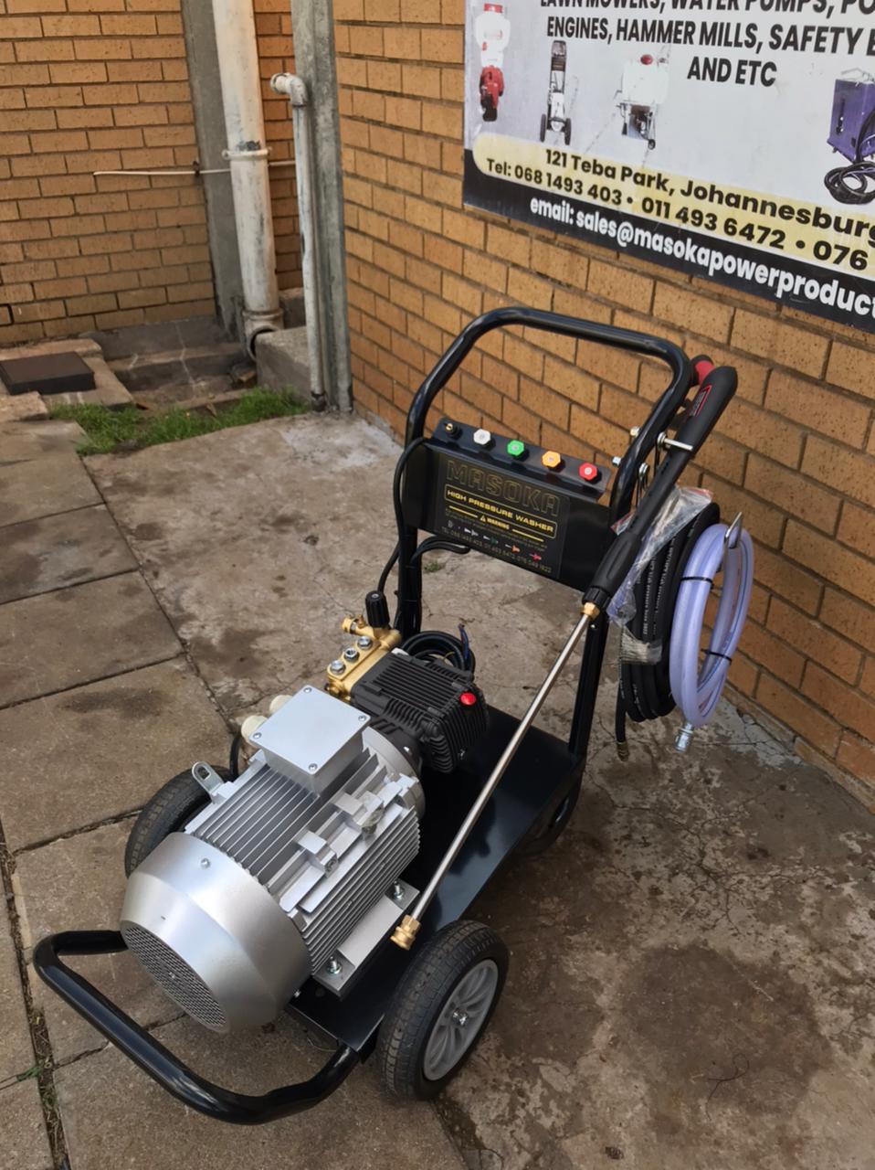 Three phase high pressure washer