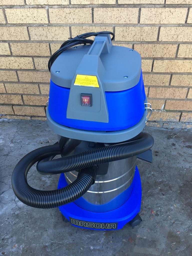 30L Dry and wet vacuum cleaner