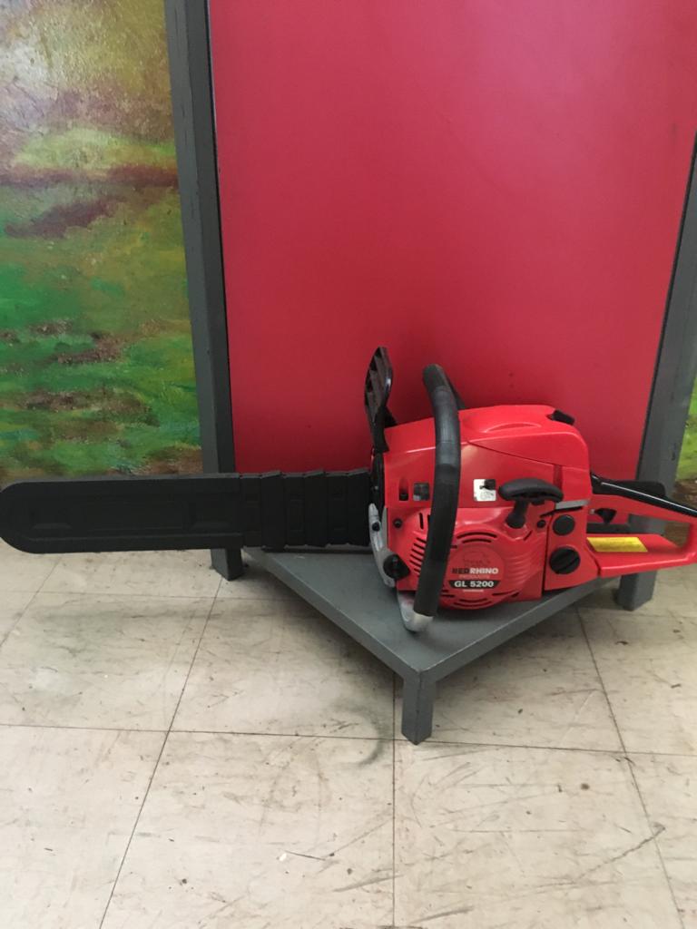 Red rhino petrol chainsaw